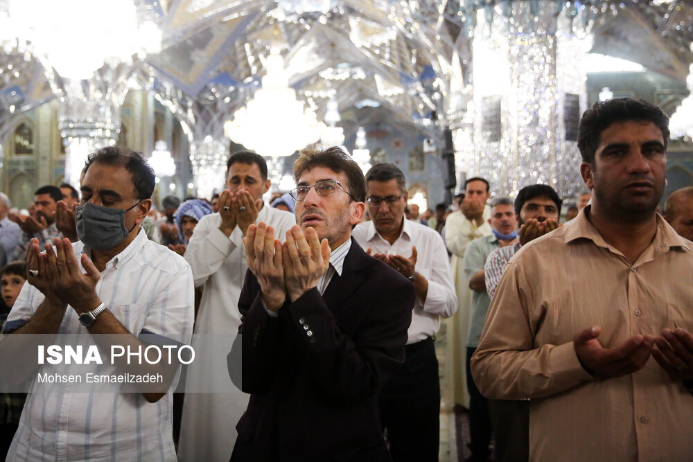 نماز عید قربان در حرم رضوی/ گزارش تصویری