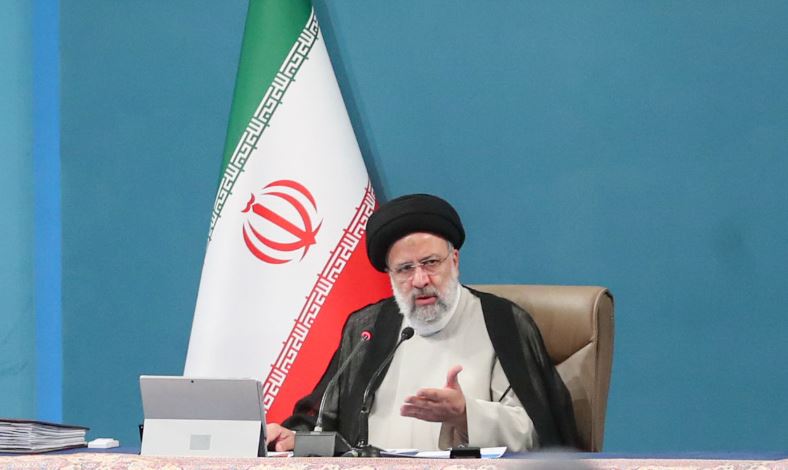 رئیسی: هیچ کس حق ندارد با «زبان زور» با ملت ایران سخن بگوید!