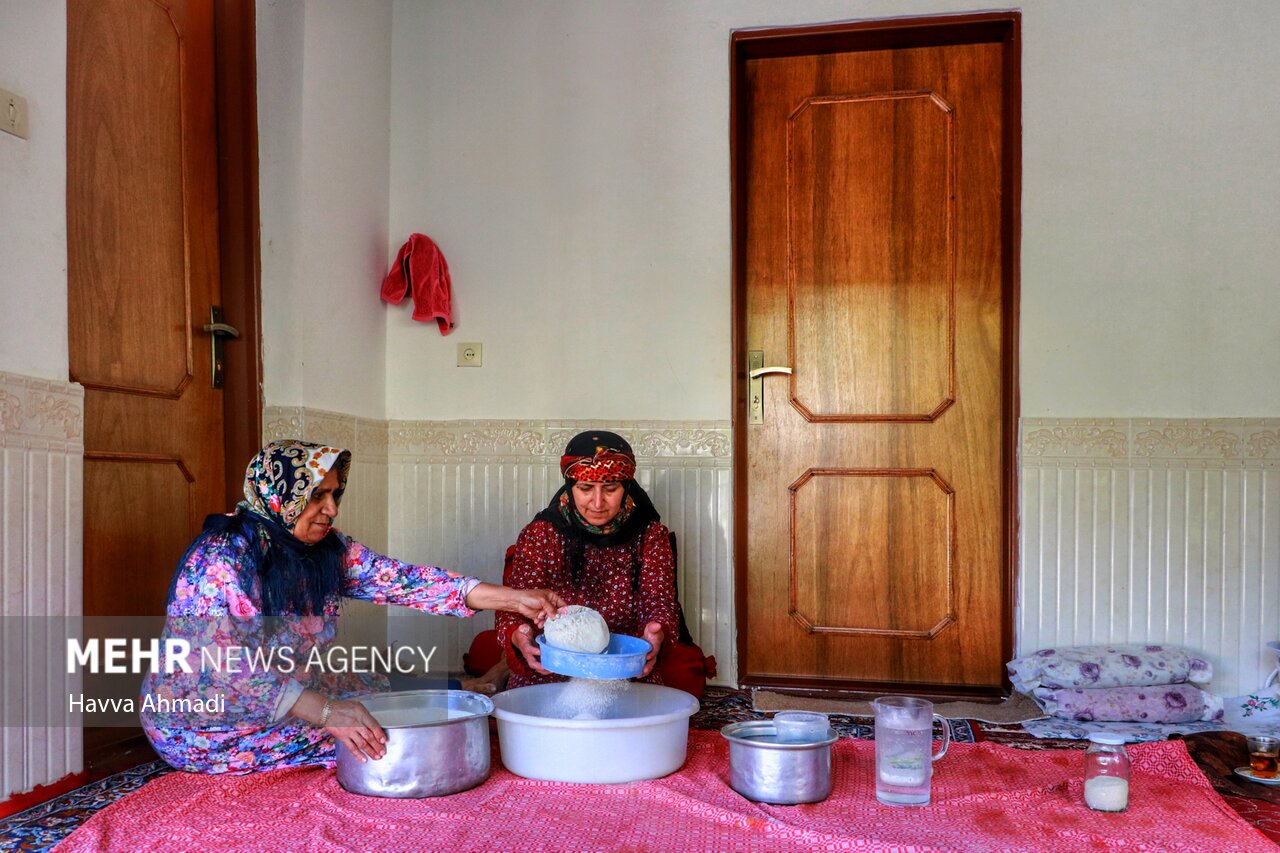 «عید مردگان» آئین سنتی مازندران/ گزارش تصویری