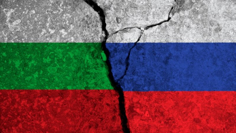 بلغارستان ۷۰ «دیپلمات روس» را اخراج کرد؛ مسکو پاسخ می‌دهد