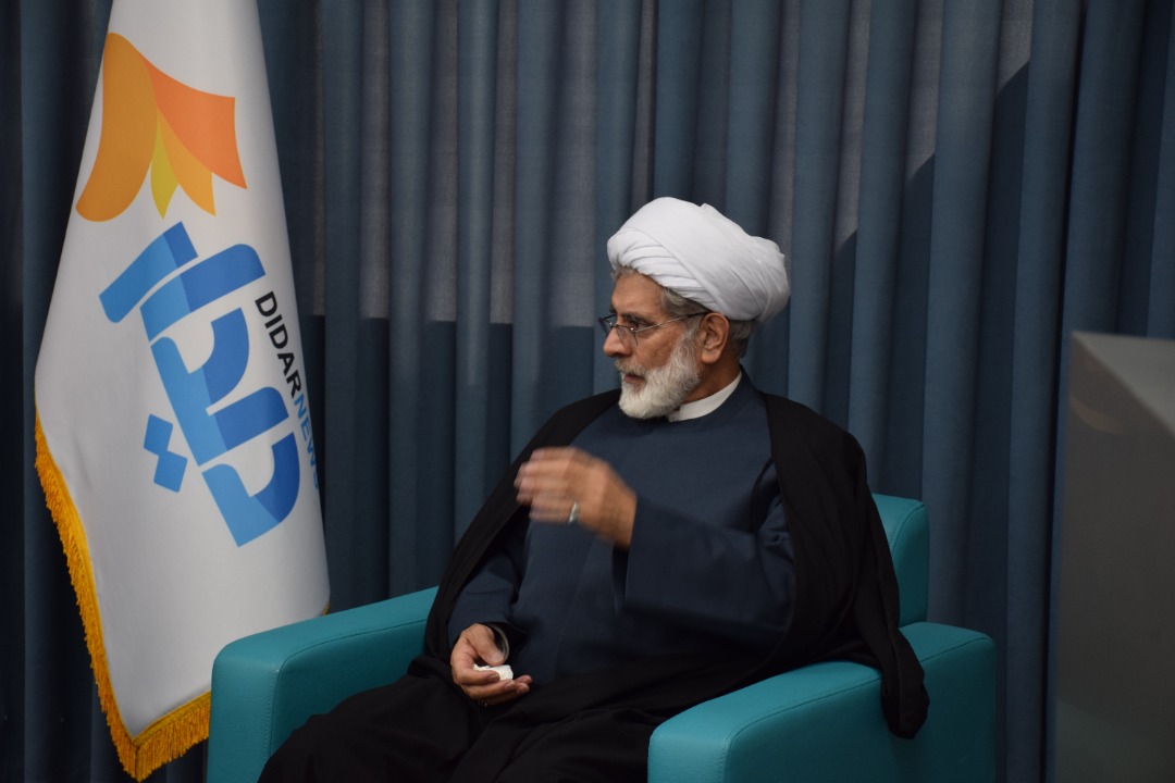 محسن رهامی: رئیسی دوباره به سخنرانی‌ها و وعده‌های خود گوش دهد