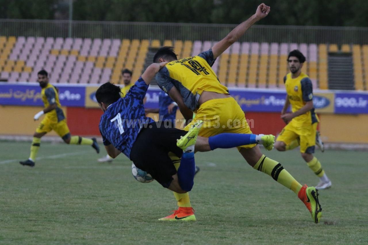 استقلال ملاثانی؛ قرمزرنگ و پرسپولیسی می‌شود!