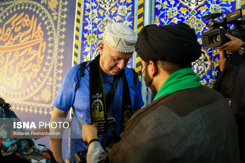 گردشگران خارجی در آیین‌های محرم «یزد»/ گزارش تصویری