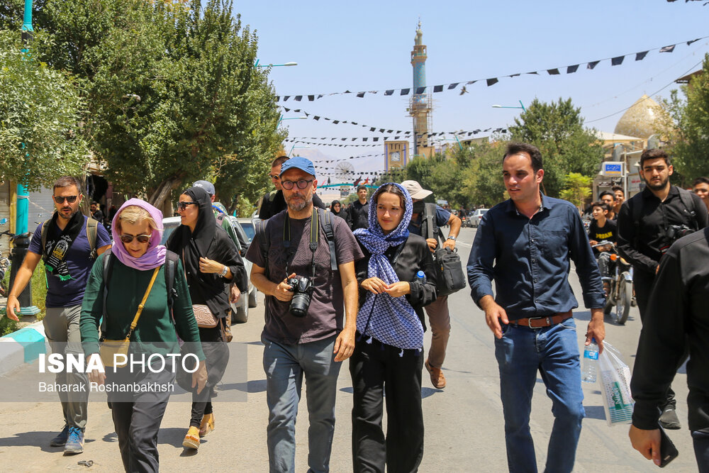 گردشگران خارجی در آیین‌های محرم «یزد»/ گزارش تصویری