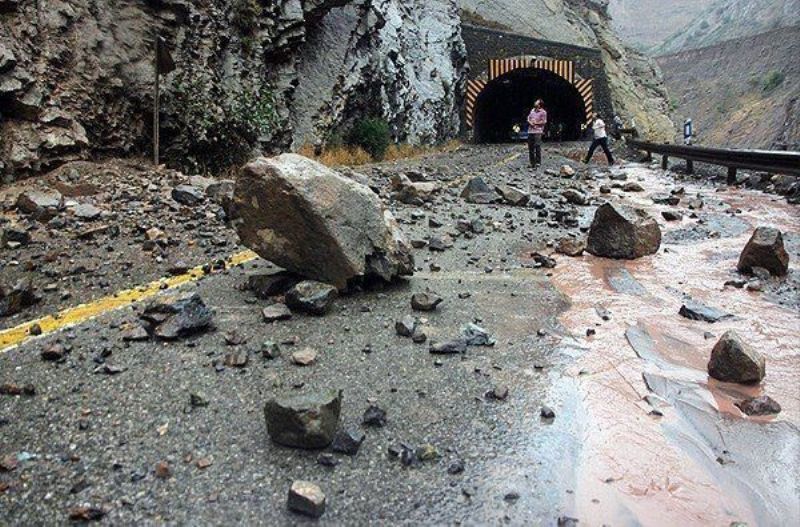 جاده امام‌زاده داوود همچنان بسته است