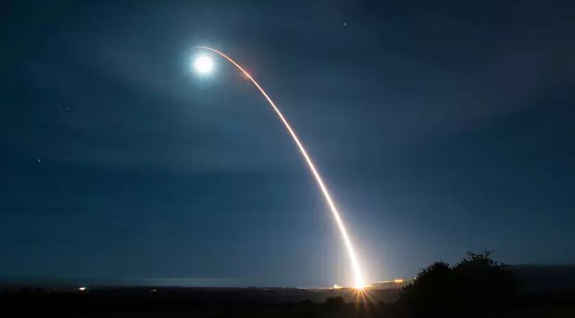 آمریکا موشک بالستیک قاره پیمای غیرمسلح آزمایش کرد