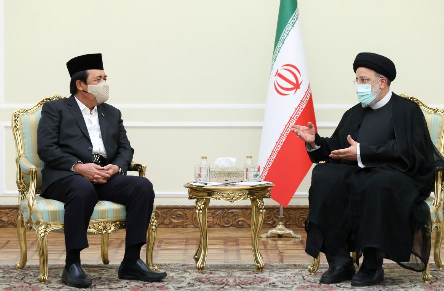 رئیسی: اراده ایران برای توسعه روابط با اندونزی جدی است
