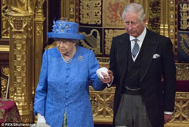 درگذشت ملکه انگلیس در ۹۶ سالگی +واکنش‌های جهانی