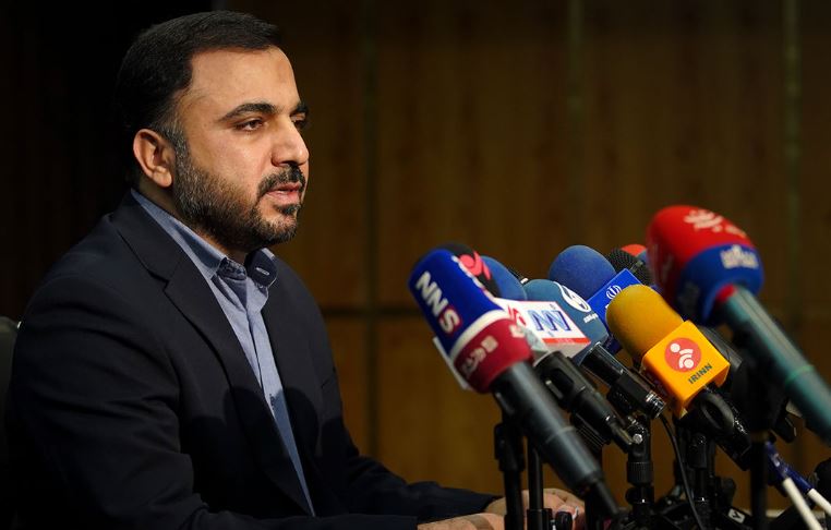 زارع‌پور: برنامه ۱۰ ساله صنعت فضایی را تصویب می‌رسانیم