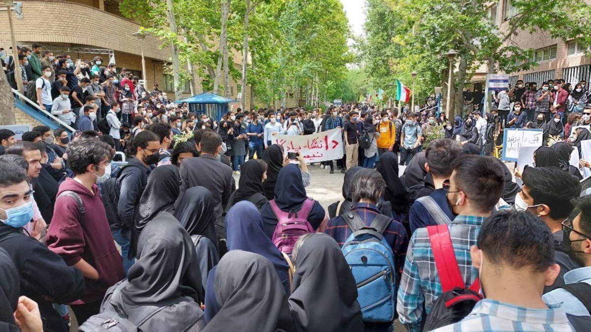 ناآرامی‌های پراکنده در تهران؛ از حضور نیروهای امنیتی تا تجمعات در نارمک، پونک و سعادت‌آباد