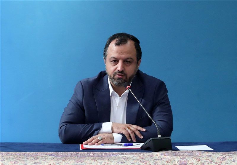 خاندوزی: قرار نیست با دست باز به سمت تنخواه بانک مرکزی و استقراض برویم