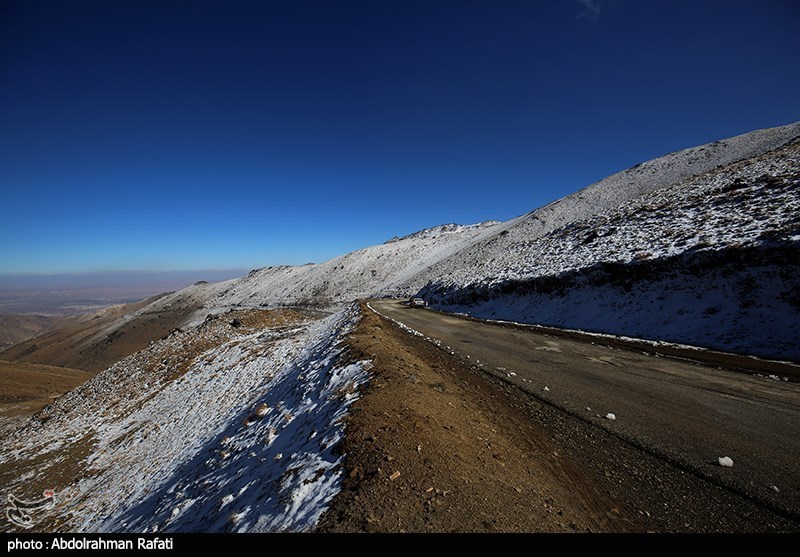 بارش برف در ارتفاعات تاریکدره همدان/ گزارش تصویری