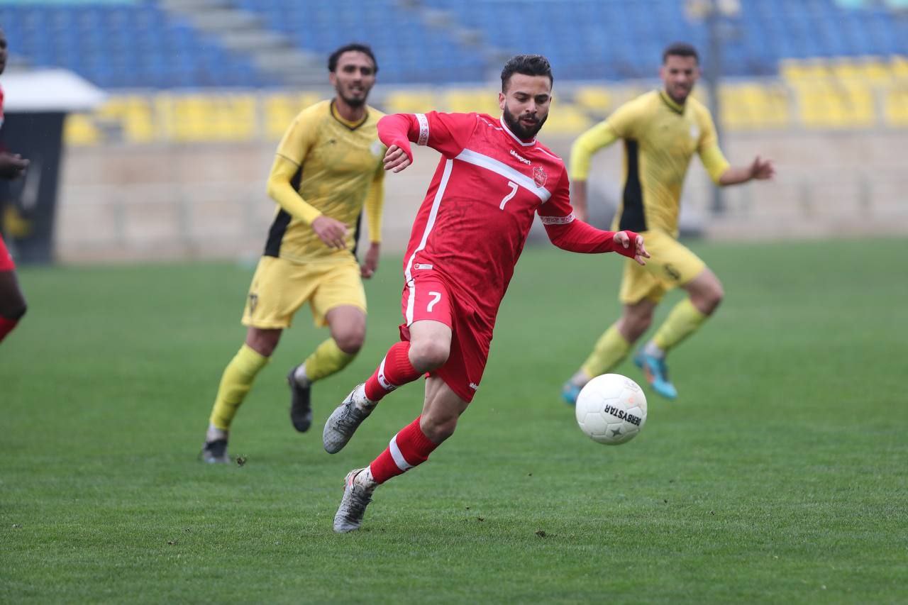 برتری پرسپولیس در هوای بارانی با دبل عالیشاه برتری پرسپولیس در هوای بارانی با دبل عالیشاه