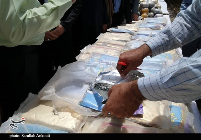 کشف ۲۸۷ کیلو تریاک با همکاری پلیس فرودگاه شیراز