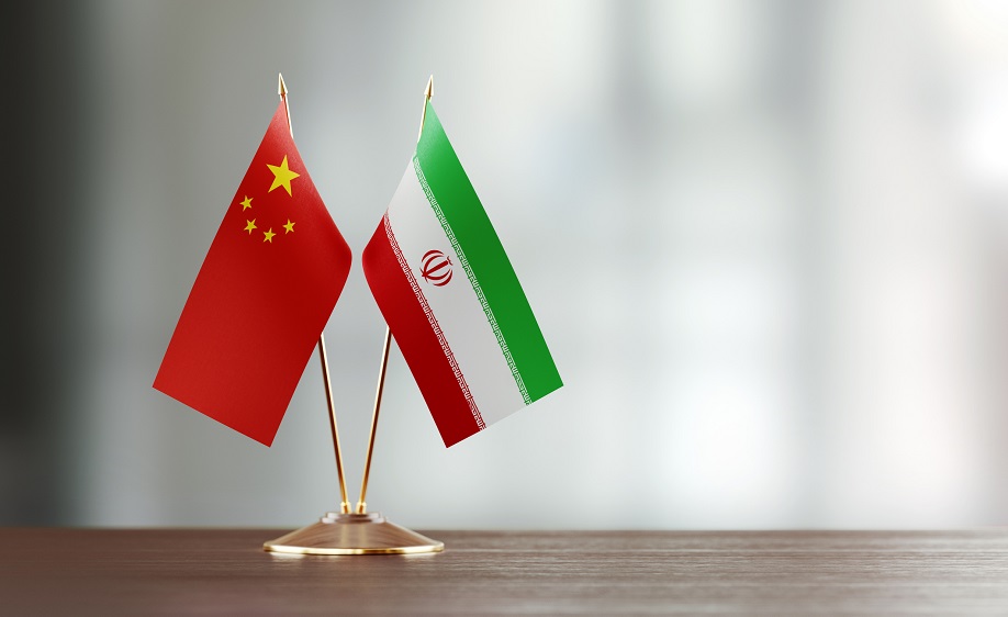 واکنش به بیانیه ضدایرانی/ عبدی: چین به دولتمردان کنونی ایران یاد داد که منافع ملی چیست!