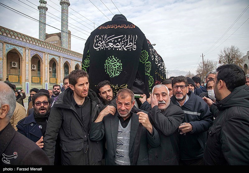 پیکر آیت‌الله معصومی‌لاری در کرمانشاه به خاک سپرده شد