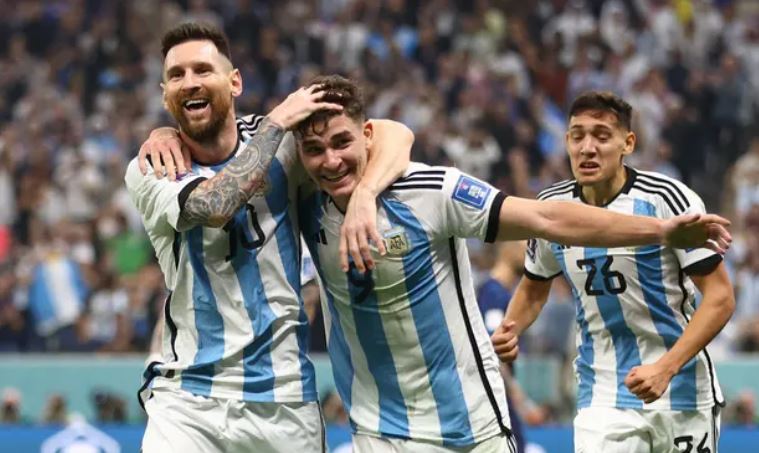 گزارش زنده؛ آرژانتین ۲ - کرواسی صفر