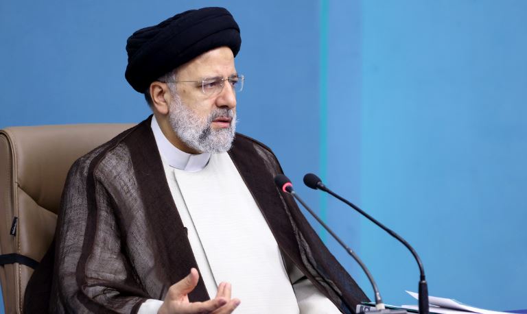 رئیسی: بدون ملاحظه از تولید کالای بی‌کیفیت جلوگیری شود