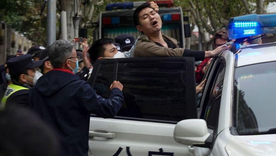 ۸ ماه اعتراض در چین؛ از شانگهای تا ارومچی