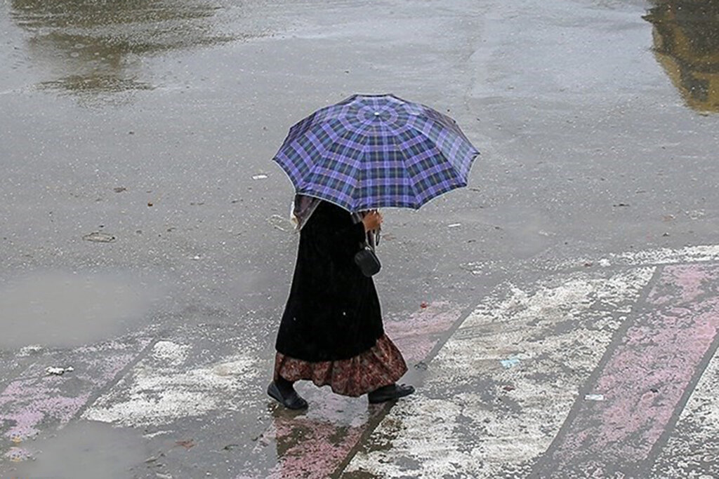 هواشناسی ایران؛ بارش برف و باران و نفوذ گرد و غبار