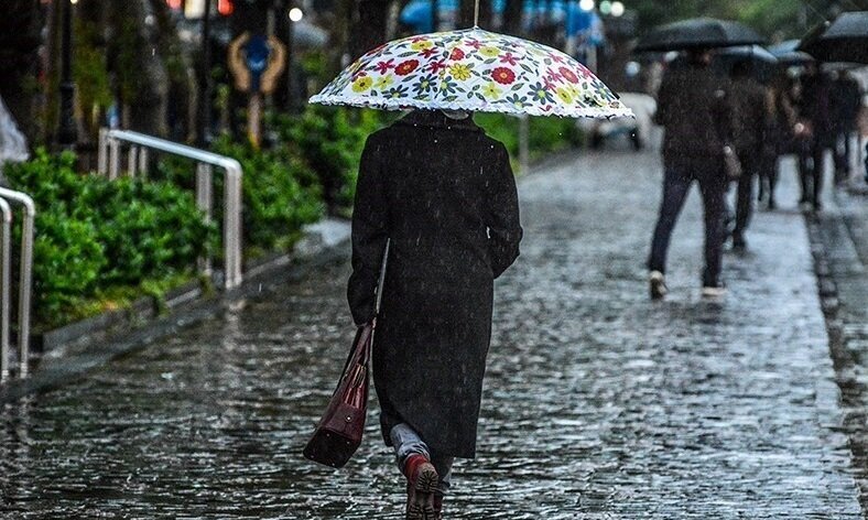 هواشناسی تهران؛ رگبار باران، کاهش دما و خطر سیلاب