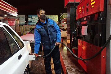 معاون وزیر نفت درباره قیمت بنزین چه گفت؟