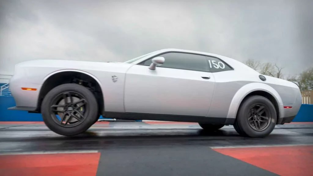 داج چلنجر SRT Demon ۱۷۰؛ سریع‌ترین خودروی دنیا با شتاب ۱.۶۶ ثانیه!