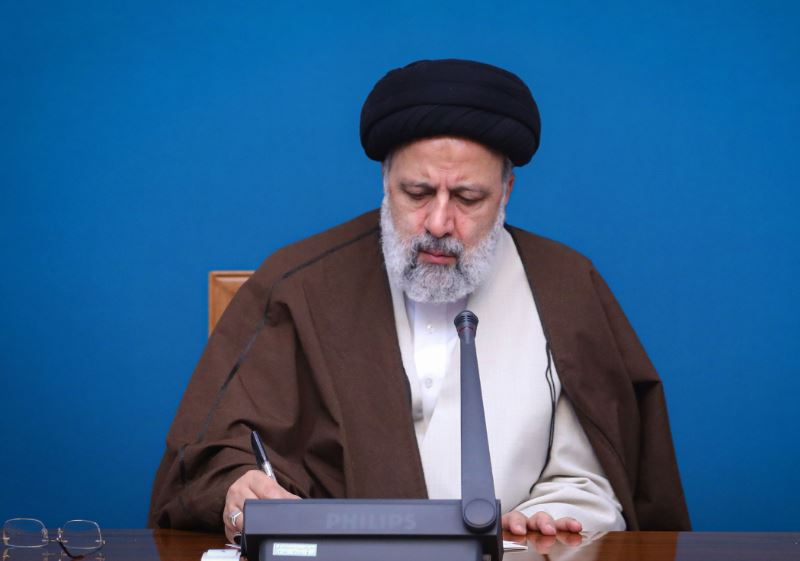 پیام تسلیت رئیسی به مناسبت درگذشت استاد سمیعی گیلانی