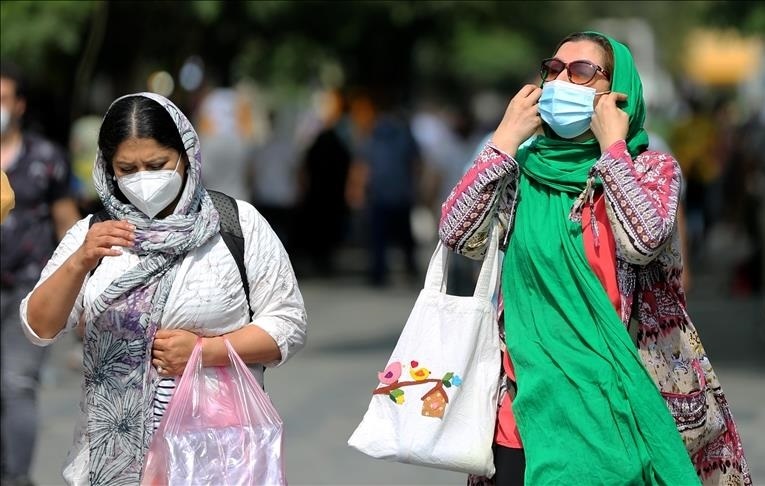 کرونا در ایران؛ شناسایی ۱۰۷۳ بیمار جدید