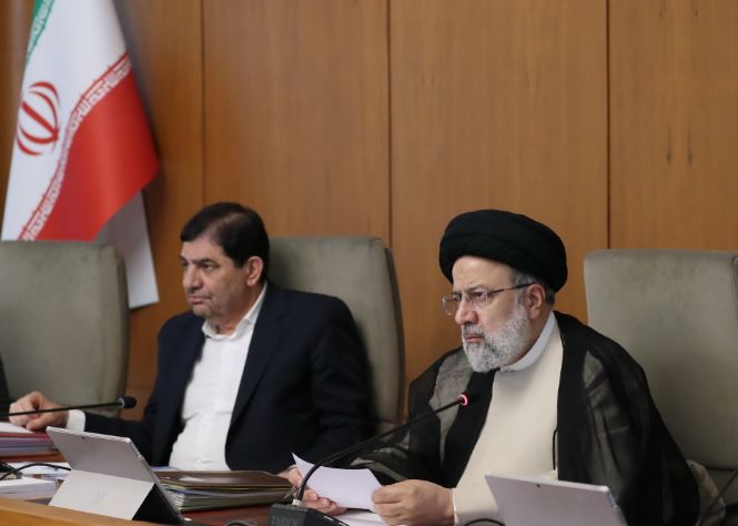 بررسی عملکرد وزارتخانه‌ها و ستاد تنظیم بازار در زمینه نظارت و کنترل بر قیمت‌ها/ تشکیل کارگروهی برای رصد و جلوگیری از تصمیمات و اقدامات تورم‌زا