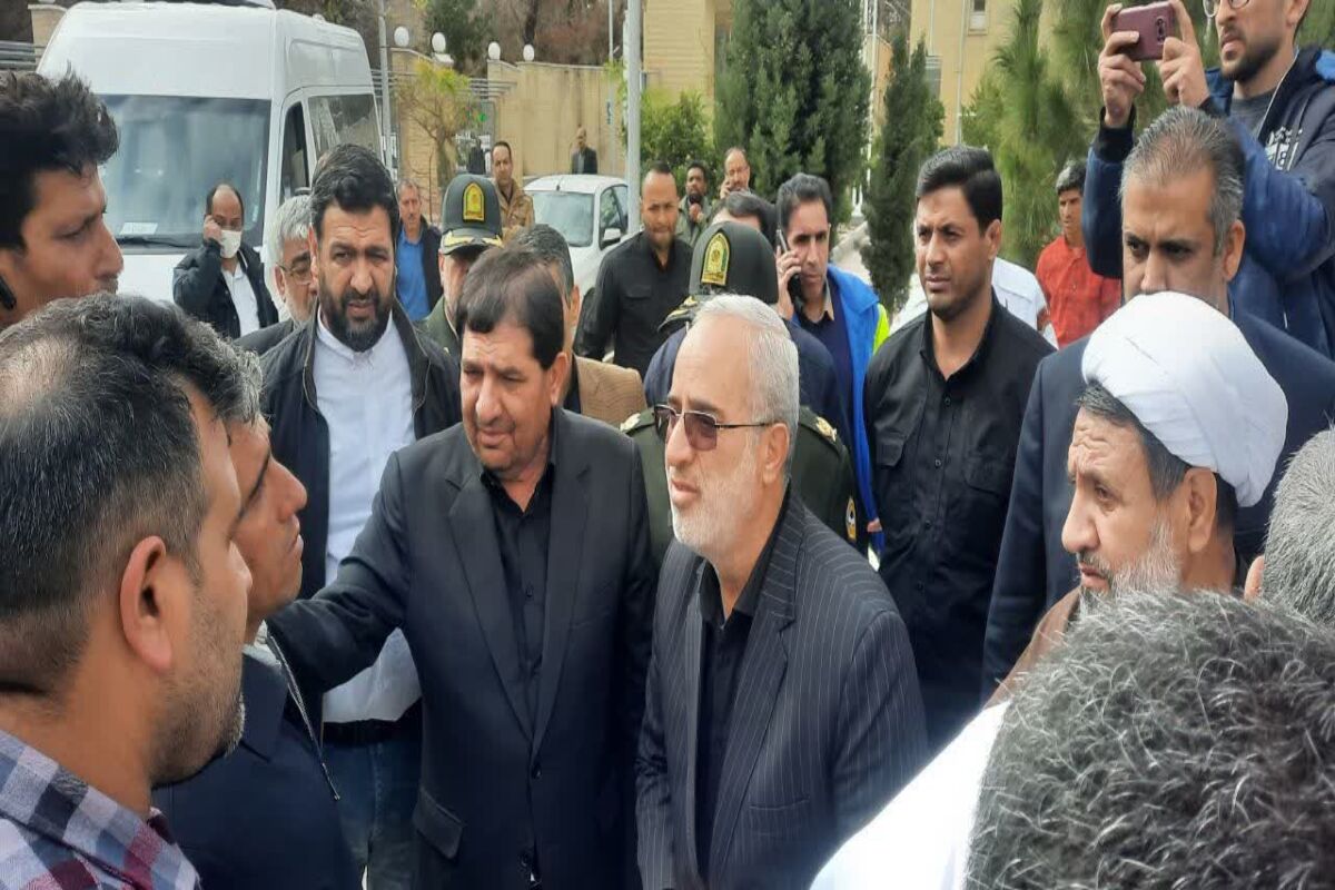 مخبر از مجروحان انفجار‌های تروریستی کرمان عیادت کرد