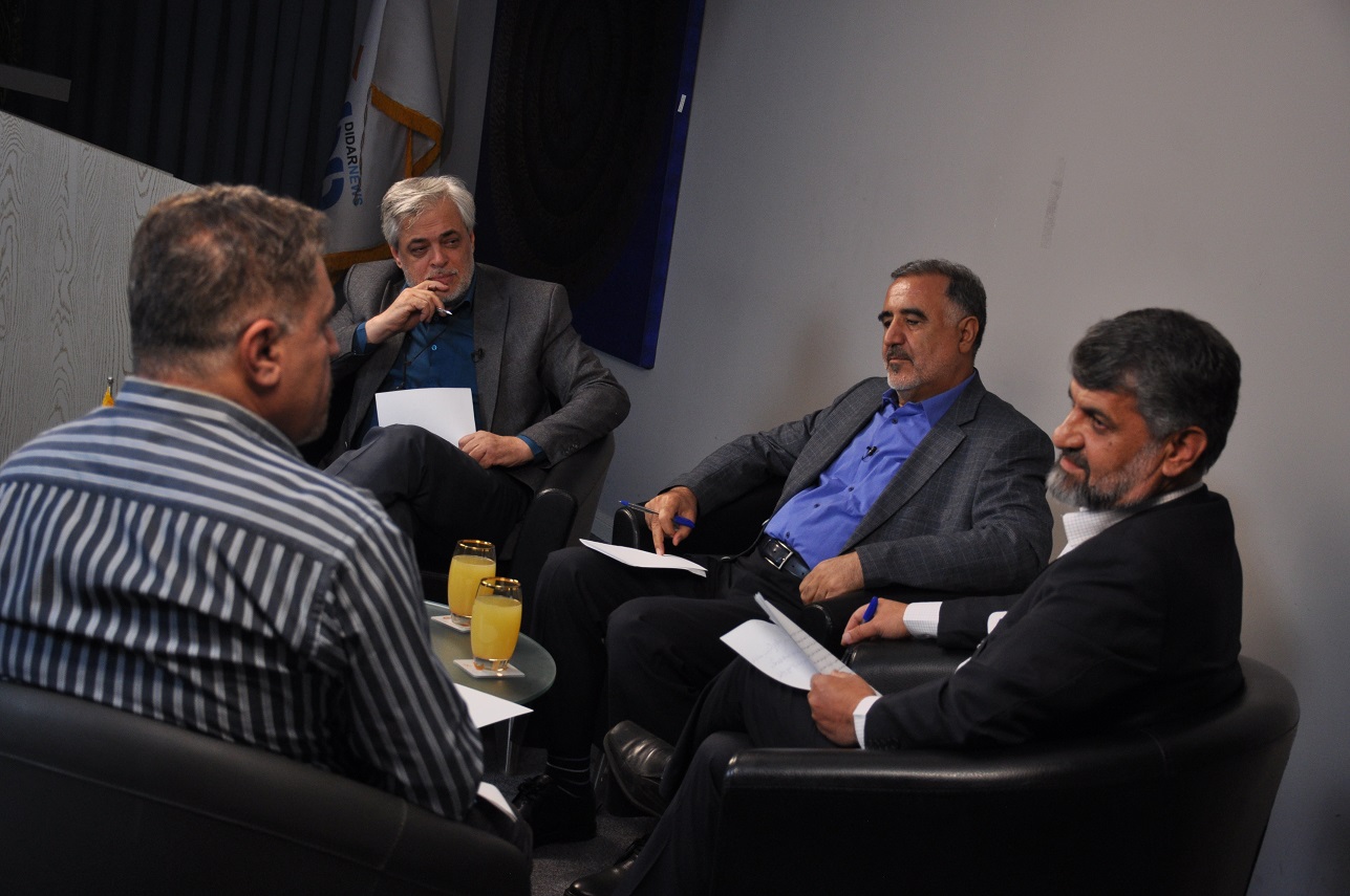 مناظره مهدی نصیری با محمد مهاجری و جهانبخش محبینیا در دیدارنیوز مناظره مهدی نصیری با محمد مهاجری و جهانبخش محبینیا در دیدارنیوز