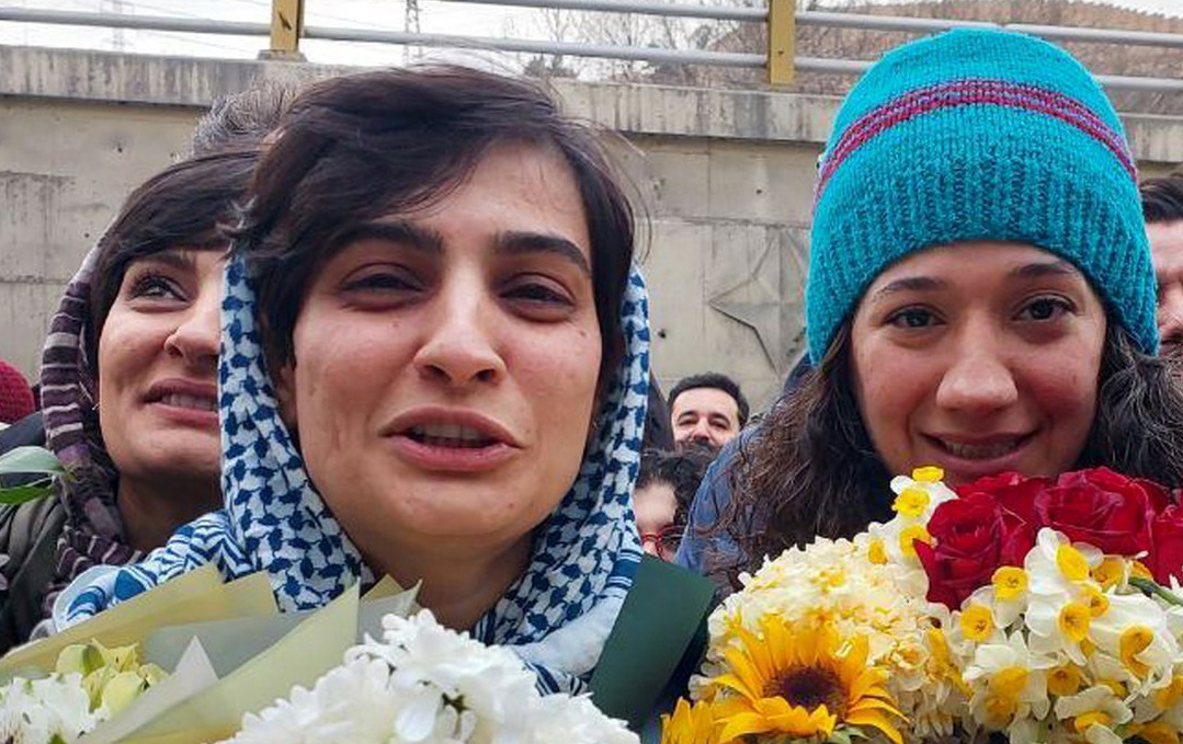 تشکیل پرونده برای دو روزنامه‌نگار به دلیل کشف حجاب!