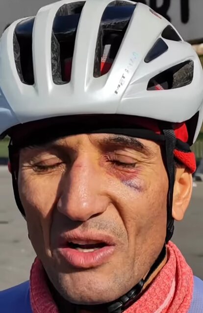 حمله یک راننده به دوچرخه‌سوار ایرانی! +عکس