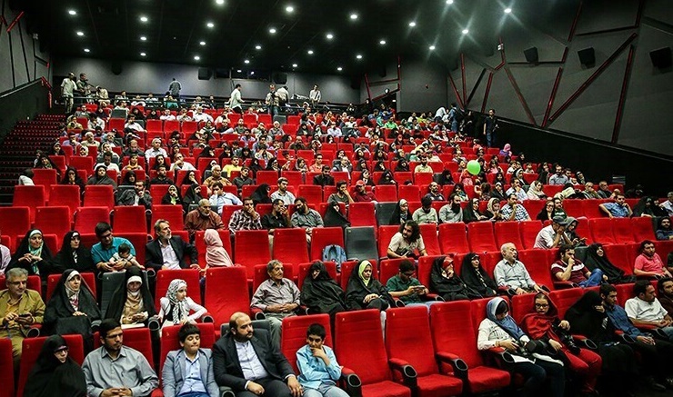 قیمت بلیت سینما‌ها نیم بها می‌شود
