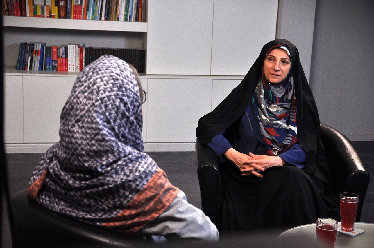 زهرا نژاد بهرام: زنان منتظر حمایت حاکمیت نمی‌مانند/ حاکمیت نمی‌تواند بگوید مسئله زنان مسئله ما نیست