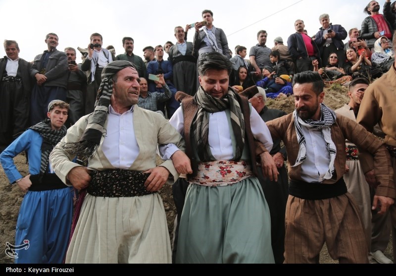 پیشواز نوروز در روستای آویهنگ