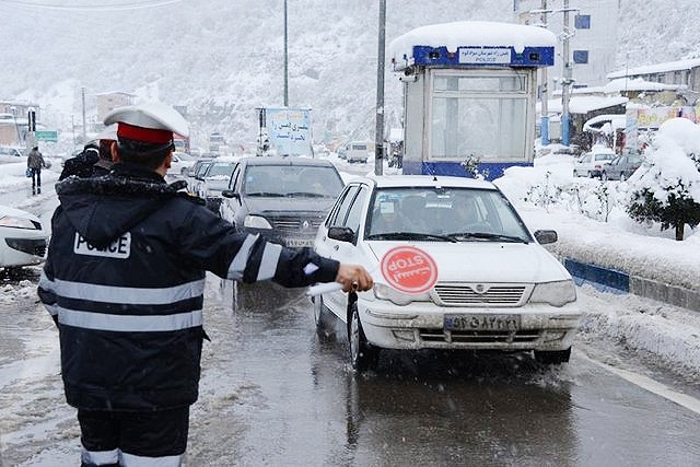 آماده‌باش پلیس برای بارش برف و باران در جاده‌ها