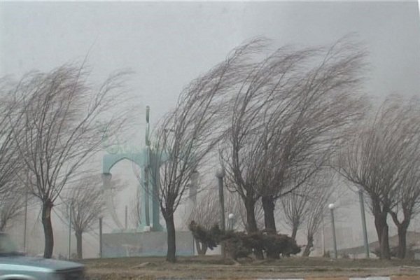 هواشناسی ایران؛ وزش باد شدید و خیزش گرد و خاک