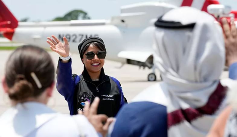 اولین فضانورد زن عربستانی به ایستگاه بین المللی رفت