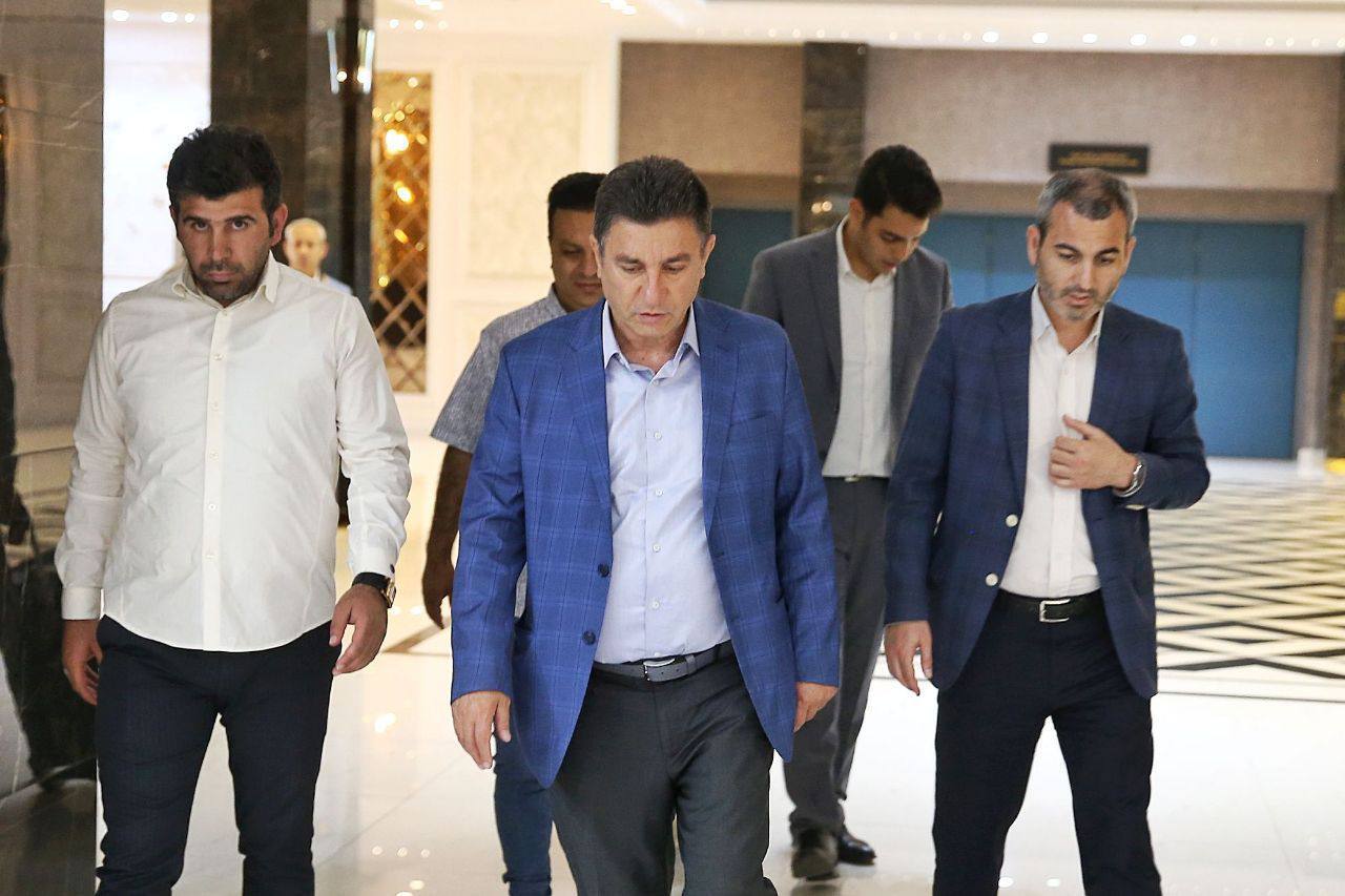 آغاز اردوی تیم‌ملی؛ بازیکنان به کادر فنی معرفی شدند