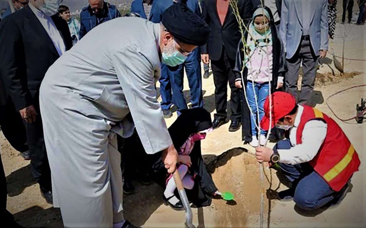 بعد از ساخت یک میلیون مسکن، کاشت یک میلیارد درخت آغاز شد!