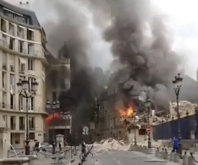 انفجار بزرگ در پاریس