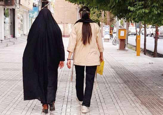 مصالحه با چاشنی «خراج»؛ پایان حجاب اجباری؟