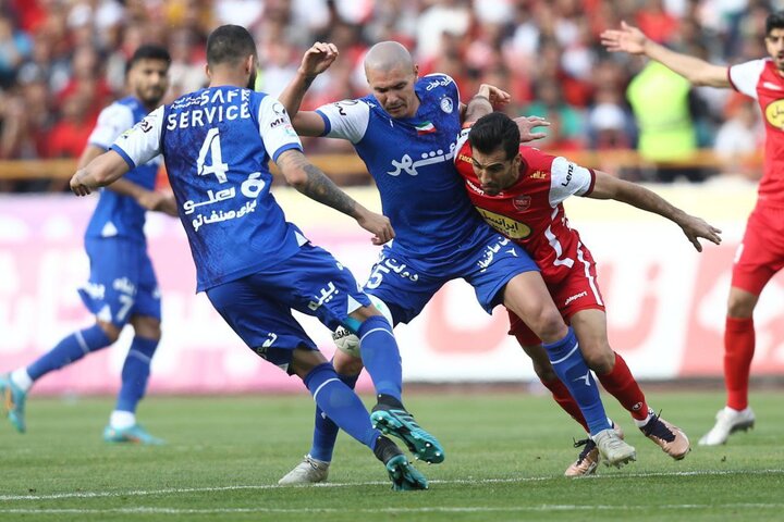 آغاز بلیت فروشی بازی استقلال و پرسپولیس با ۳۵ هزار تماشاگر آغاز بلیت فروشی بازی استقلال و پرسپولیس با ۳۵ هزار تماشاگر