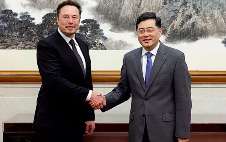 دیدار ایلان ماسک با وزیر خارجه چین در پکن؛ «خطر کاهش سرمایه گذاری خارجی»