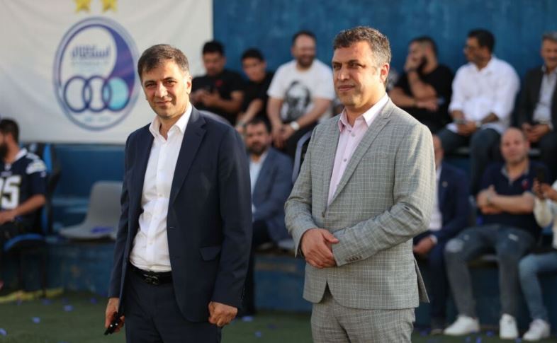 سرپرست استقلال گول ۳ نفر را خورد!