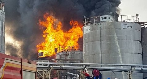 آتش‌سوزی در مخزن‌های نفتی شهرک صنعتی خلیج فارس