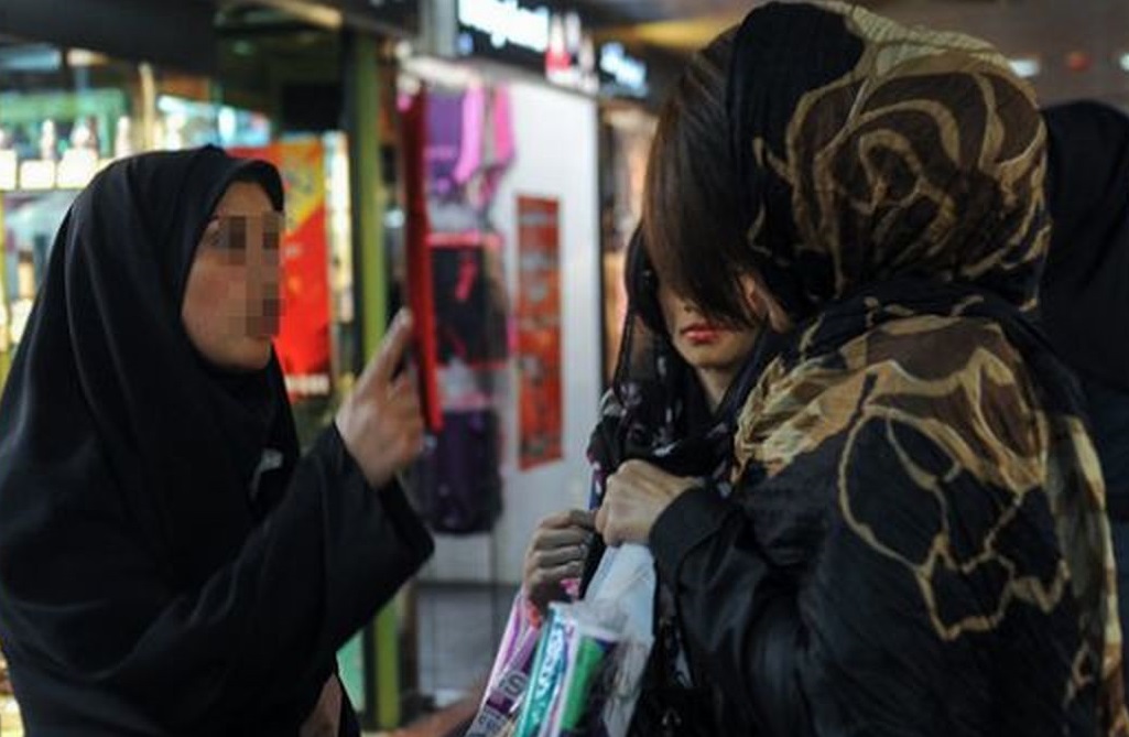 تاکید چمران بر رعایت حجاب و جداسازی در مترو!