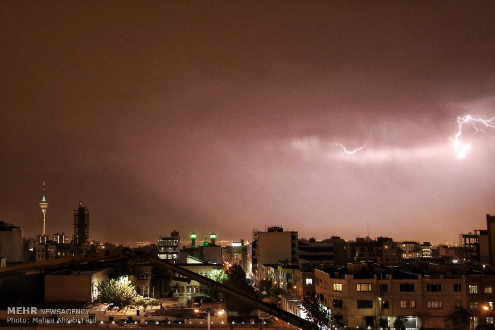 هواشناسی ایران؛ رعدوبرق و وزش باد شدید